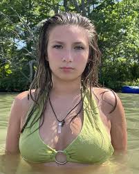 Nicole Brant 🤎✨🌜 (@nicolebrant.1) • Instagram photos and videos