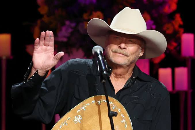 Alan Jackson Confirms He'll Never Tour Again, Reveals 1 Last Show