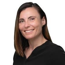 Erika Pedrosa's Instagram, Twitter & Facebook