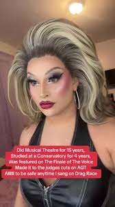 Creating and Rocking a Jan Drag Queen Robe