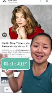 Leah Hawk's Instagram, Twitter & Facebook