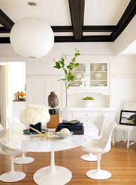 Modern White Dining Room Saarinen Tulip Table Chairs Snow White By Benjamin Moore White Dining Room Modern Dining Room Saarinen Table