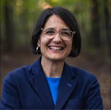 Angela Vandorn's Instagram, Twitter & Facebook