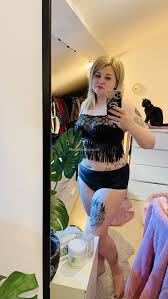 Blonde Maya Slough escort girl in Slough