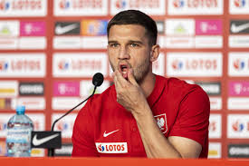 Jakub świerczok is a polish professional footballer who plays as a striker for the polish ekstraklasa club piast gliwice. Jakub Swierczok Z Zagranicznym Transferem Zaraz Po Euro Transfery Info