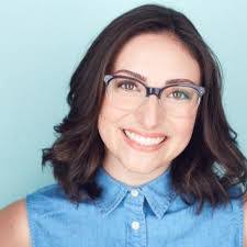 Clarissa Somers's Instagram, Twitter & Facebook