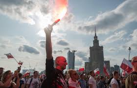 Na trasie dzisiejszego marszu pojawiły się tęczowe flagi i banery feminizm nie faszyzm czy powstań. Jak Narodowcy Upamietnili Powstanie Warszawskie Polityka Pl