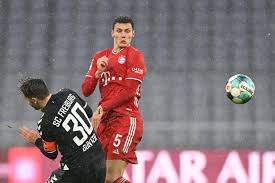 After a thorough analysis of stats, recent form and h2h through betclan's algorithm, as well as, tipsters advice for the match sc freiburg vs bayern munich this is our prediction: Bayern Edge Freiburg To Extend Bundesliga Lead Sports China Daily