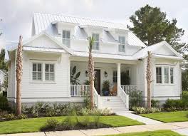 Sometimes, choosing the right colors to paint a home can be the most difficult part of any paint project. Which Exterior Color Makes A House Look Bigger Quora