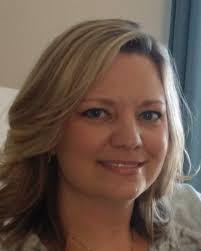 Angela Alvear's Instagram, Twitter & Facebook