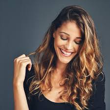 Wir verraten euch, wie ihr eure haarspülung selber machen könnt … haarkur gegen spliss haarkur für mehr glanz haarkur für lockiges haar haarkur ohne ausspülen nützliche tipps bei der anwendung. Haarkur Selber Machen Diese 3 Rezepte Musst Du Ausprobieren Stern De