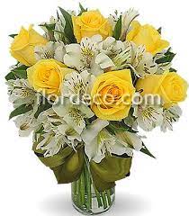 Pin By Flordeco Floreria On Diseno Floral Floral Design Beautiful Flowers Flowers Floral Arrangements