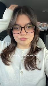 Gracie Abrams Hair Cut Round Face