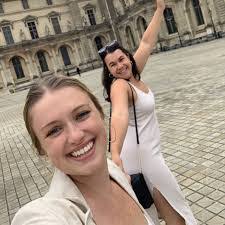 Natalie Trinh's Instagram, Twitter & Facebook