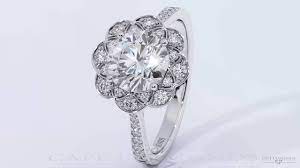 Best Diamond Rings South Africa The Flower Halo Diamond Engagement Ring White Gold Cincin Tunangan Cincin Tunangan Berlian Berlian