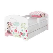Dieses schlafzimmer, komplett mit einer inneren hölzernen deck, schafft eine hölzerne aura von geheimnis und licht. Kinder Bett Mit Gelander Minnie Mouse Dekor Norwegisch Kiefer Banaby De