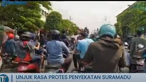 Madura is an island off the coast of east java. Honxteosdlvw5m