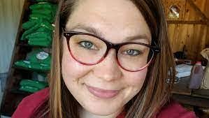 Wendy Weisinger's Instagram, Twitter & Facebook