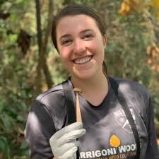 Congratulations to ASP Conservation Grant Awardee Tabor Whitney  @monkey_poop_science. Tabor studies the endangered mantled howler monkey  population in Los Tuxtlas, Mexico and her dissertation project assesses how  varying levels of habitat degradation