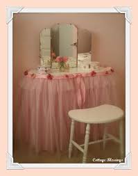Her mother is a teacher and her father an nhs manager. Cottage Blessings A Vintage Vanity Girls Vanity Girl Room Little Girl Vanity