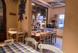 Meze Taverna BucureÈ™ti RezervÄƒ O MasÄƒ Online Restaurant Bistro Din Centrul Vechi