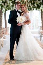 Magazin energy fashion night die teuerste mode der welt. Die Teuersten Promi Brautkleider Traumzeit Hochzeit Am Bodensee