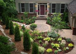 Popular Front Yard Patio Ideas And Wanted A Formal Entryway That Could Also Be Used As A Private Patio 3 Jp Front Yard Patio Patio Landscaping Yard Landscaping