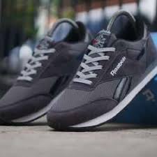 Reebok itu sendiri merupakan sepatu yang berasal dari britania raya dan telah menjadi salah satu brand yang paling banyak diminati. Harga Sepatu Reebok Yang Asli Off 72 Latest Trends