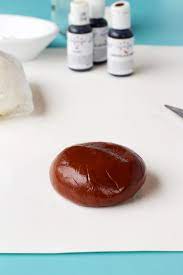 How To Color Fondant The Bearfoot Baker