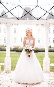 Check spelling or type a new query. Brautkleid Aus Garten Inspirierter Spitze Stella York Wedding Gowns