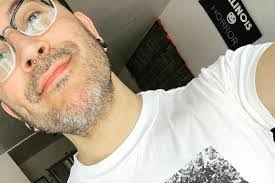 Jason Lawler's Instagram, Twitter & Facebook