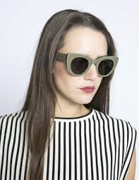 Looks con prendas de la marca retro King Louie