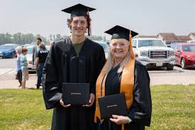 REND LAKE COLLEGE ANNOUNCES GRADUATING CLASS OF 2022