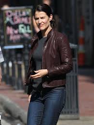 Jack reacher is a 2012 american action thriller film. First Jack Reacher Never Go Back Trailer And Images Cobie Smulders Robin Scherbatsky Jack Reacher