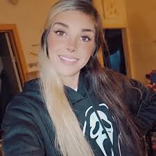 In 10 years, I refuse to say... I wish I had more time. ⠀ I wish I took  that opportunity. I wish I soaked up every minute of my day. I wish