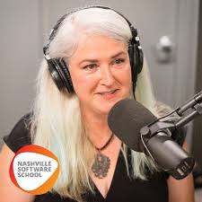 Michelle Luckes's Instagram, Twitter & Facebook