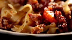 Tagliatelles Bolognaises A La Saucisse Facon Gordon Ramsay Photos Gordon Ramsay Les Recettes Du Chef 3 Etoiles Gordon Ramsay Recette Gordon Ramsay Recette