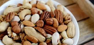 Quels Sont Les Fruits Secs Les Moins Caloriques Le Blog Anaca3 Com