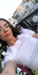 Regarde du contenu populaire des créateurs suivants : Agathe Auproux By Frenchhotboy On Deviantart