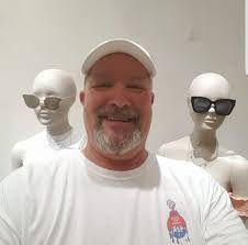 Larry Spaeth's Instagram, Twitter & Facebook