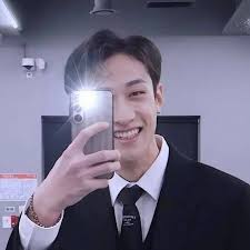 Lois Fitzpatrick (@lolo_fitz1) • Threads, Say more