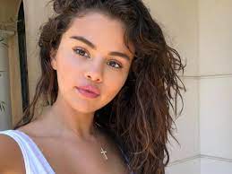 Subscribe to selena gomez mailing lists. Selena Gomez Latest Instagram Selfie Is A Treat To The Eyes See Pic