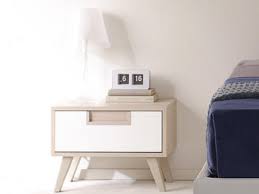 I comodini da camera da letto sono un arredo indispensabile in tutte queste stanze. 5 Comodini Di Design Eleganti E Moderni