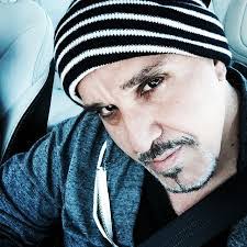 Patrick Zehr's Instagram, Twitter & Facebook