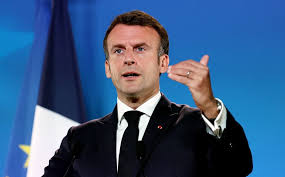 Garments for running, football, rugby, basketball, volleyball and plenty more. Macron Reaches Out To Left Ahead Of French Presidential Campaign Bloomberg