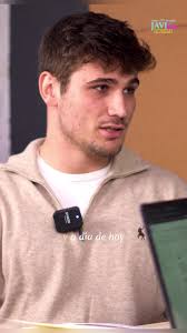 Me llamo JAVIER RIQUELME y tengo 22 años👋🏻 #podcast #emprendimiento  #emprendedor #finanzaspersonales #gestiondeldinero #negocios  #negociosonline #crypto #ganardineroporinternet