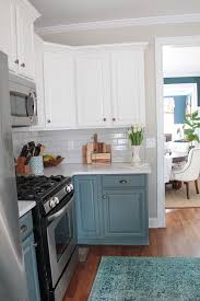 white kitchen renovation reveal