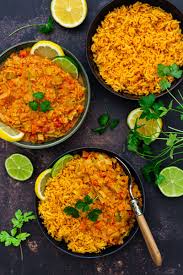 Dahl De Lentilles Corail Et Legumes D Hiver Extrait De Mon Livre En 2020 Recette Plat Vegetarien Recettes De Cuisine Recette De Plat