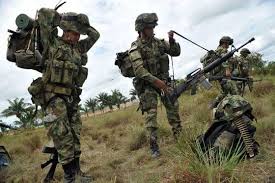 Un helicóptero del ejército colombiano con seis militares a bordo desapareció este martes cuando el comando de la división de aviación de asalto aéreo del ejército detalló en un comunicado que. El Ejercito Colombiano Tendra Un Comando Especial Para Combatir Narcotrafico Albertonews Periodismo Sin Censura