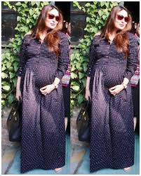 Kareena Kapoor Khan S Baby Bump Is Turning Out To Be Even More Stylish Than Her Proof Inside Stylish Maternity Stylish Maternity Outfits Dresses For Pregnant Women